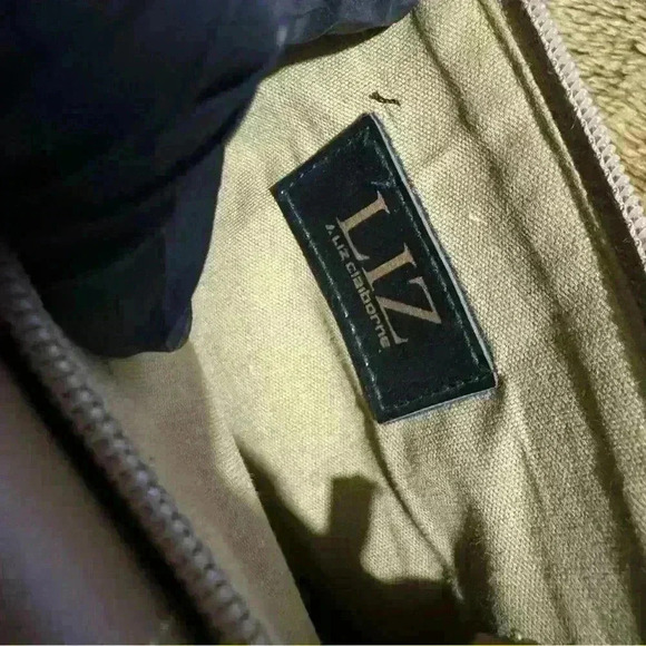 Vintage Liz Clairborne Crossbody Phone Wallet Organizer - Picture 13 of 16